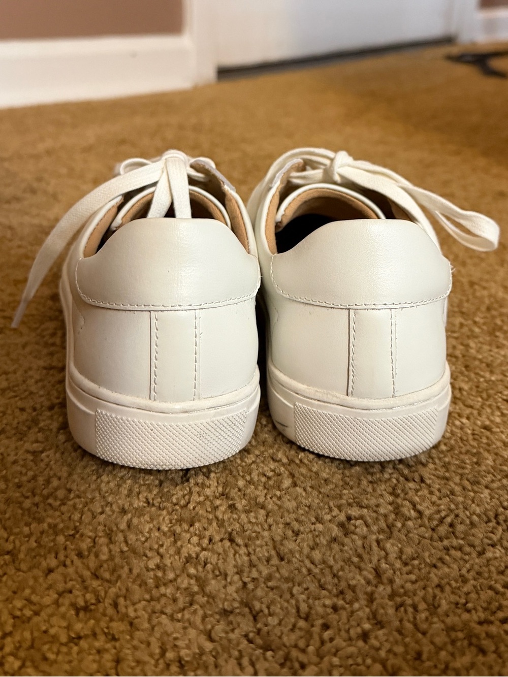 Quince Women's Leather Sneakers in White - Picture 7 of 9